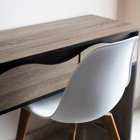 아파트 Estia Apt. With Parking *